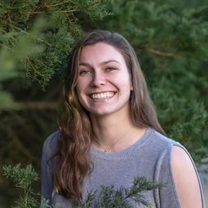 Meet your Posher, Maggie